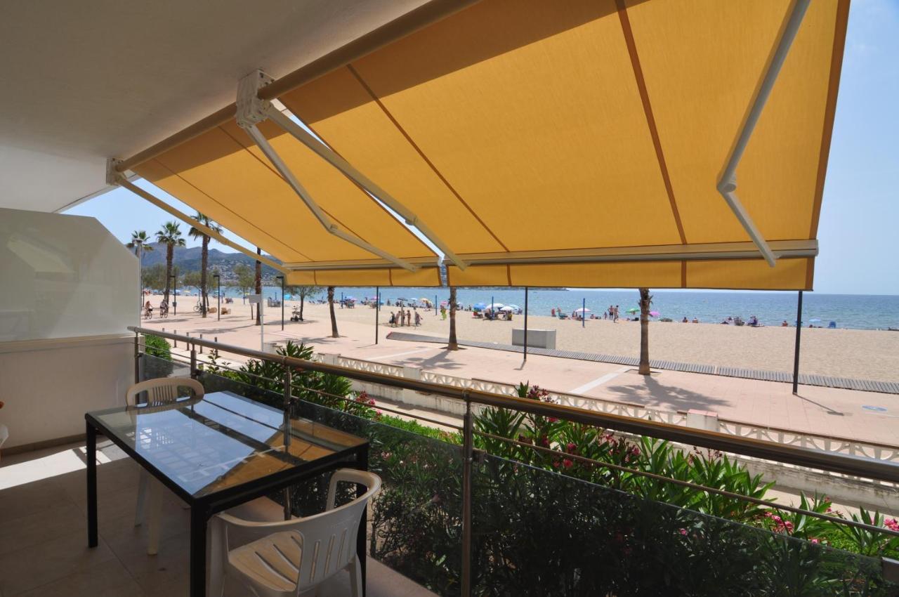 Rnet - Front De Mer - Roses Costa Brava Esterno foto